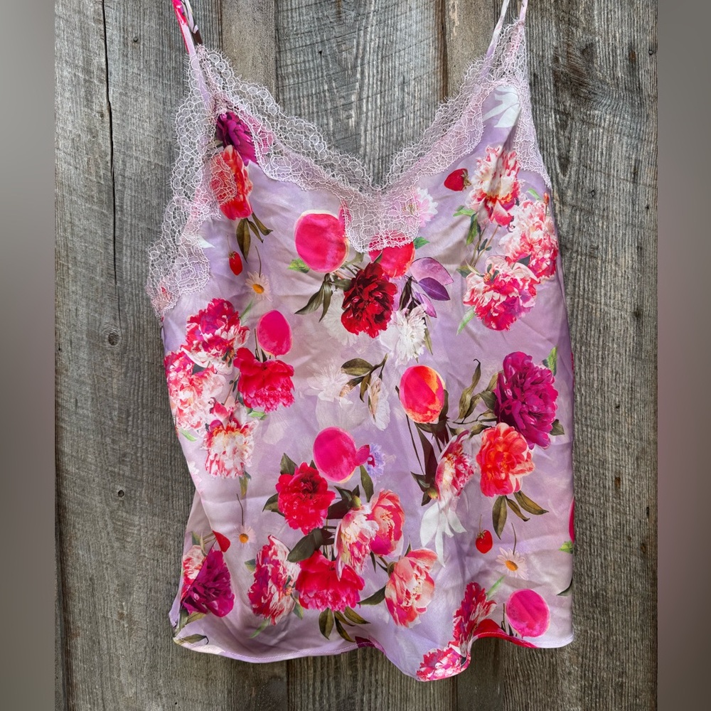 Silky Floral Lace-Trim Satin Cami Tank Top - Pink Lilac - Picture 5 of 11